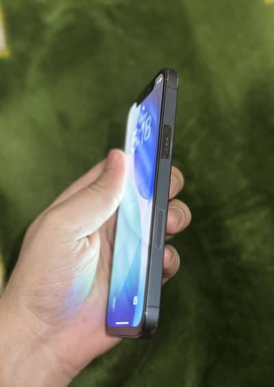 iPhone 12 pro factory unlock