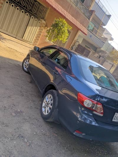 Toyota Corolla GLI 2011