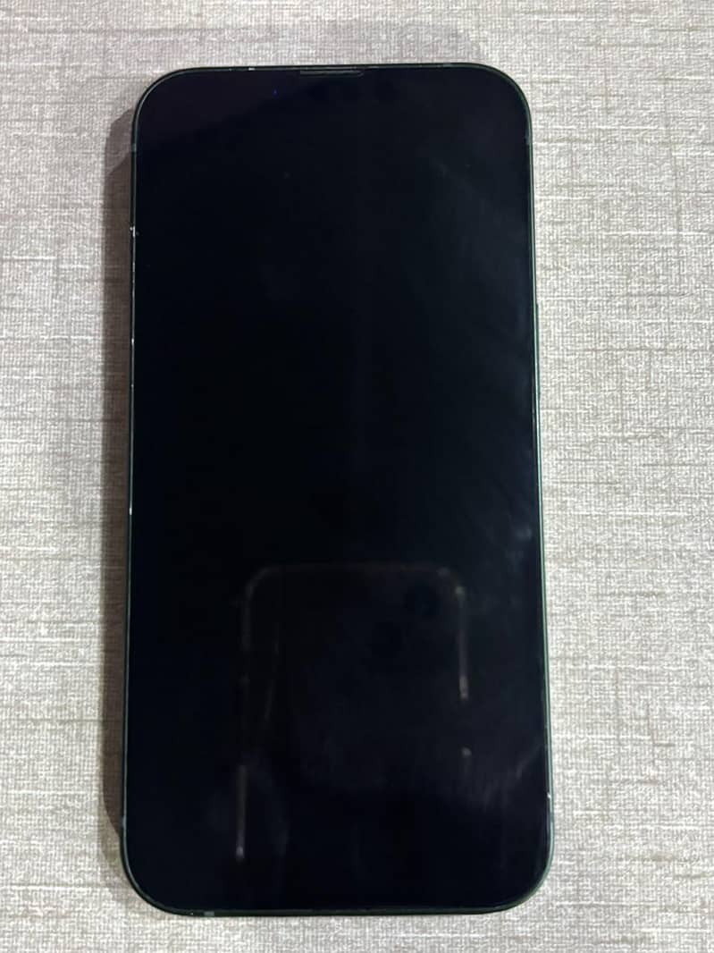 Apple iPhone 13 1