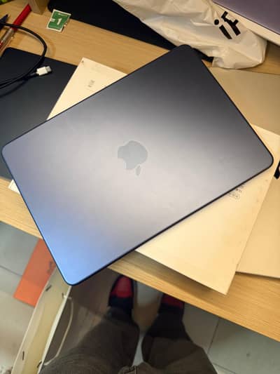 MACBOOK NEO 8+256 Indigo