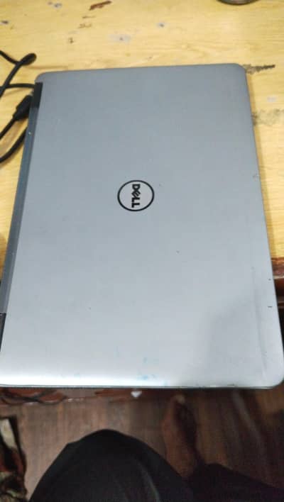 Dell Latitude E7240