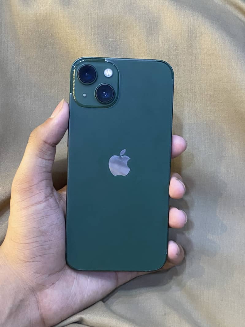 Apple iPhone 13 0
