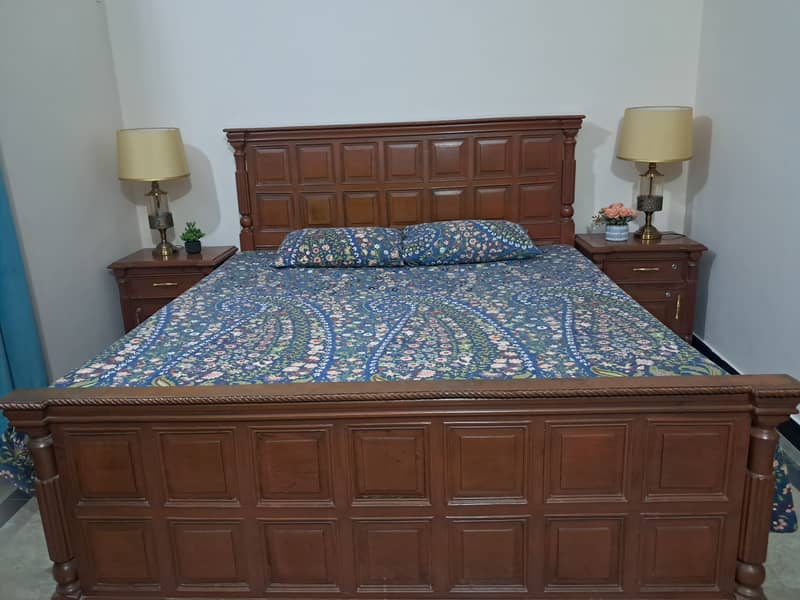 Solid wood 0