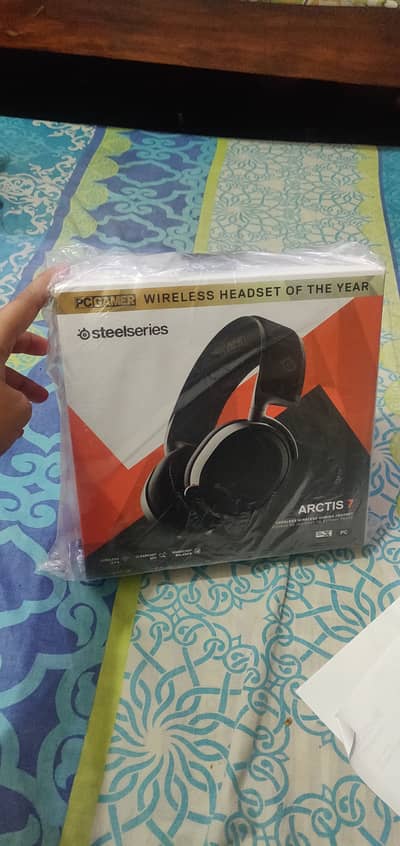 Steelseries wireless gaming headset Arctis 7