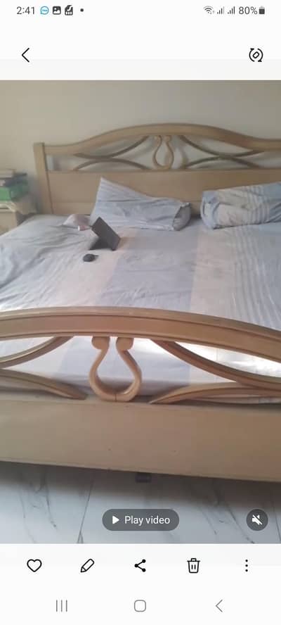 wooden bed set