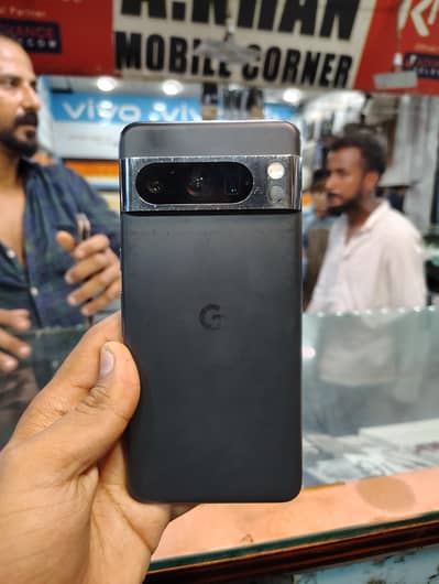 Google Pixel 8 Pro