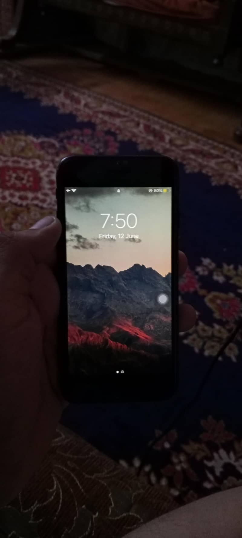 Apple iPhone 7 0