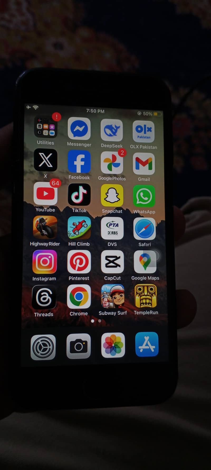 Apple iPhone 7 2