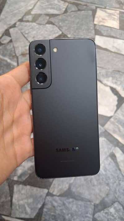 Samsung Mobile S22