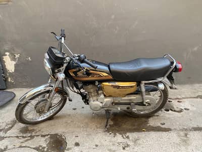 Honda CG 125 gold edition