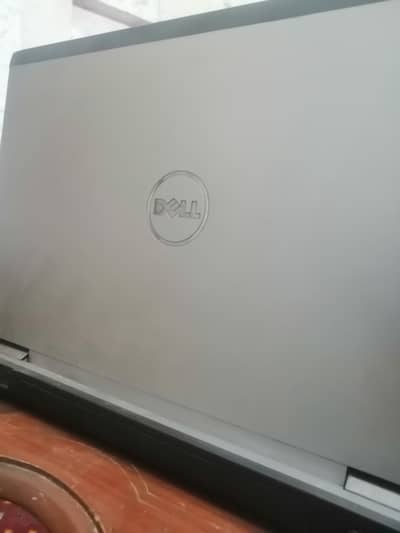 Dell vostro 3550