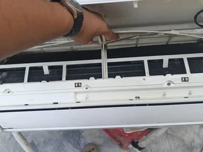 General 1.5 Dc  inverter Ac