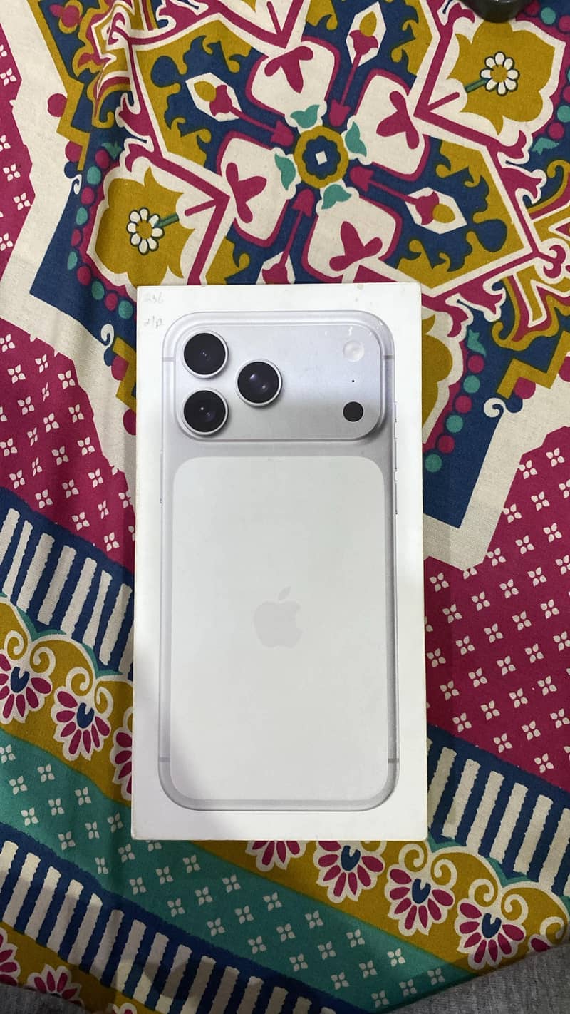 iphone 17 pro max 3