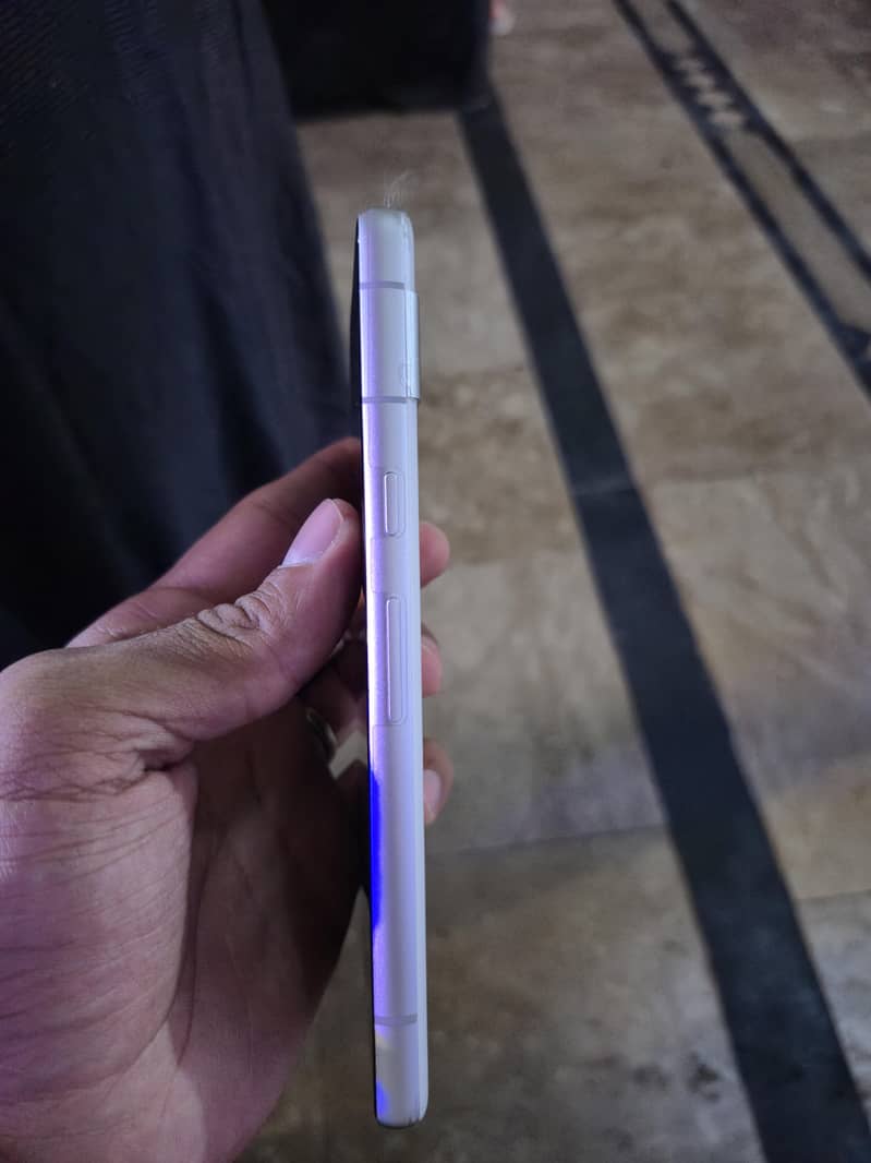 Google Pixel 7a 2
