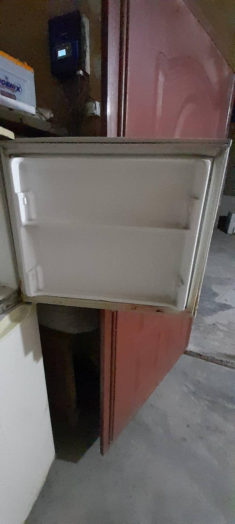 Waves Refrigerator 1