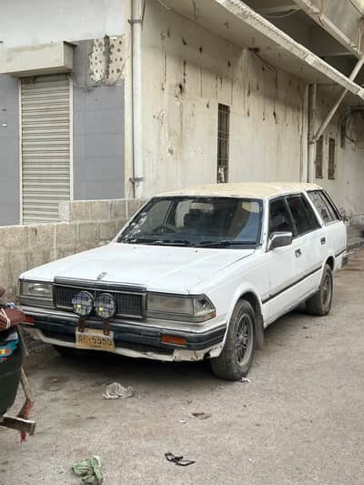 Nissan cidric station wagan