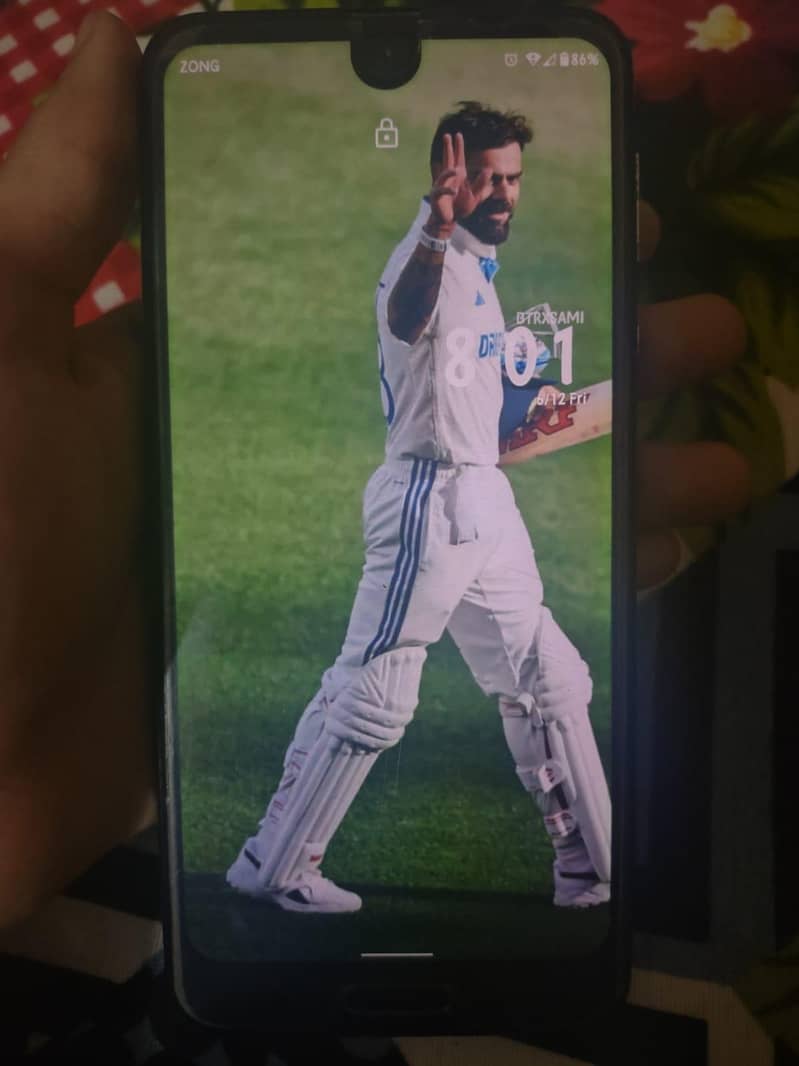 Sharp Aquos R2 5