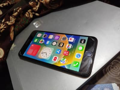 iPhone 8 Plus Non PTA 64GB gaming camera beast  03025271768 what's ap