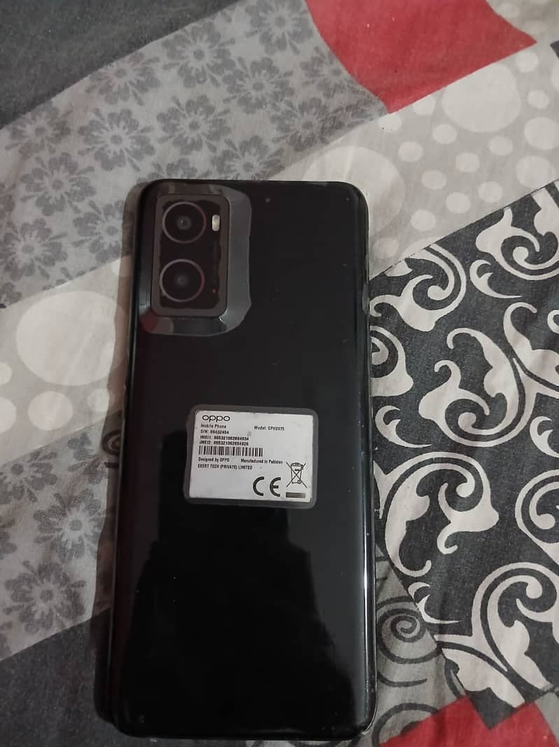 OPPO A76 0