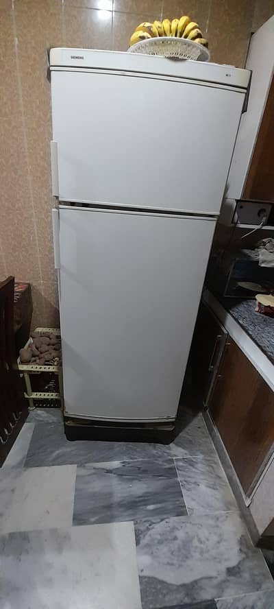 Siemens Full size Refrigerator