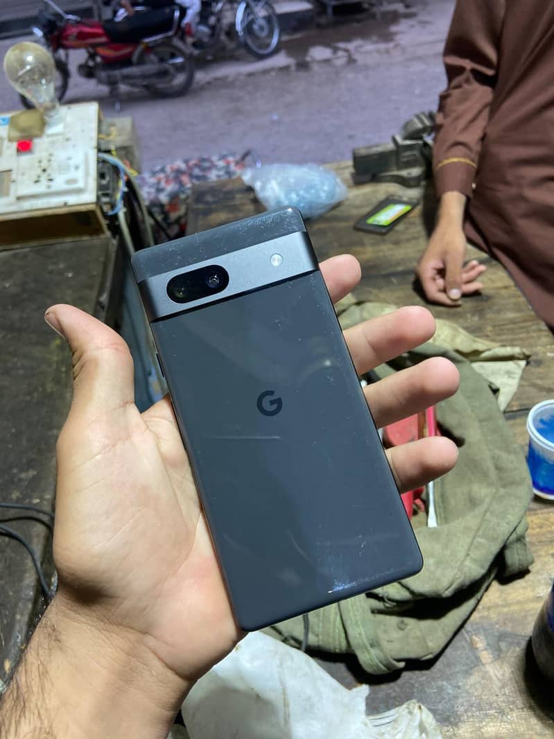 Google Pixel 7a 1