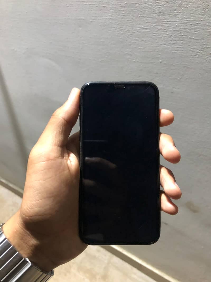 Apple iPhone X 4