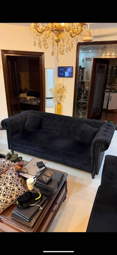 New like Sofa Set