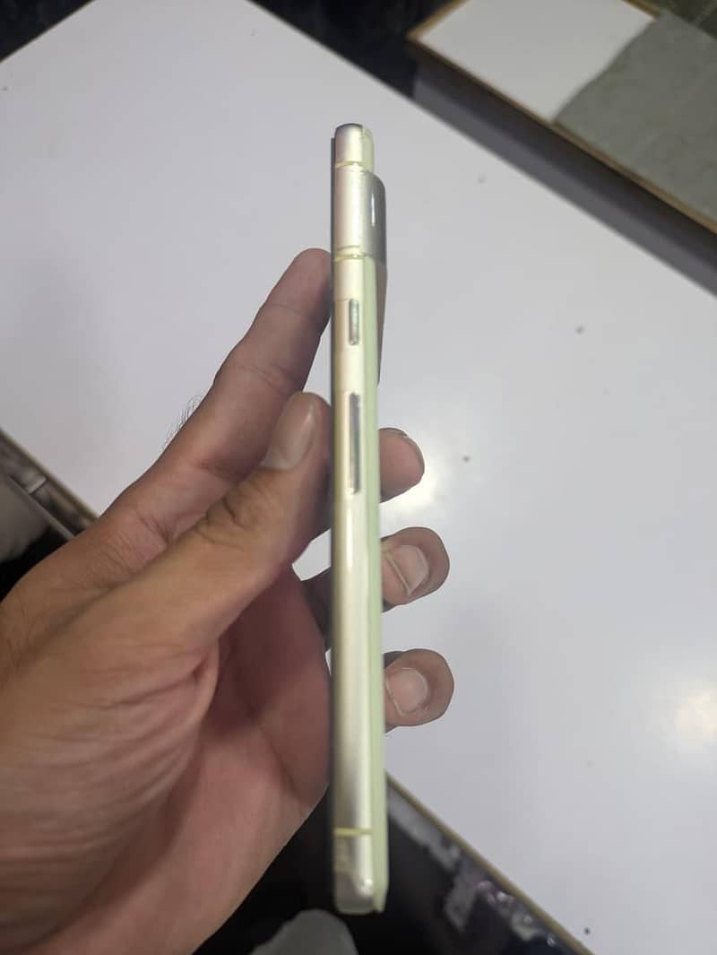 Google Pixel 7 2