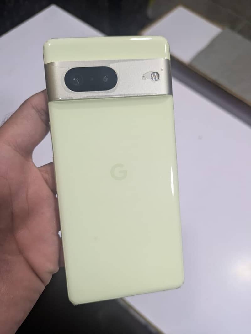 Google Pixel 7 3