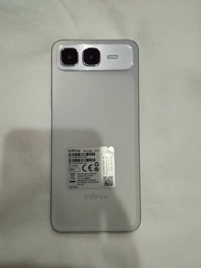 Infinix smart plus 10 128 GB 8 ram