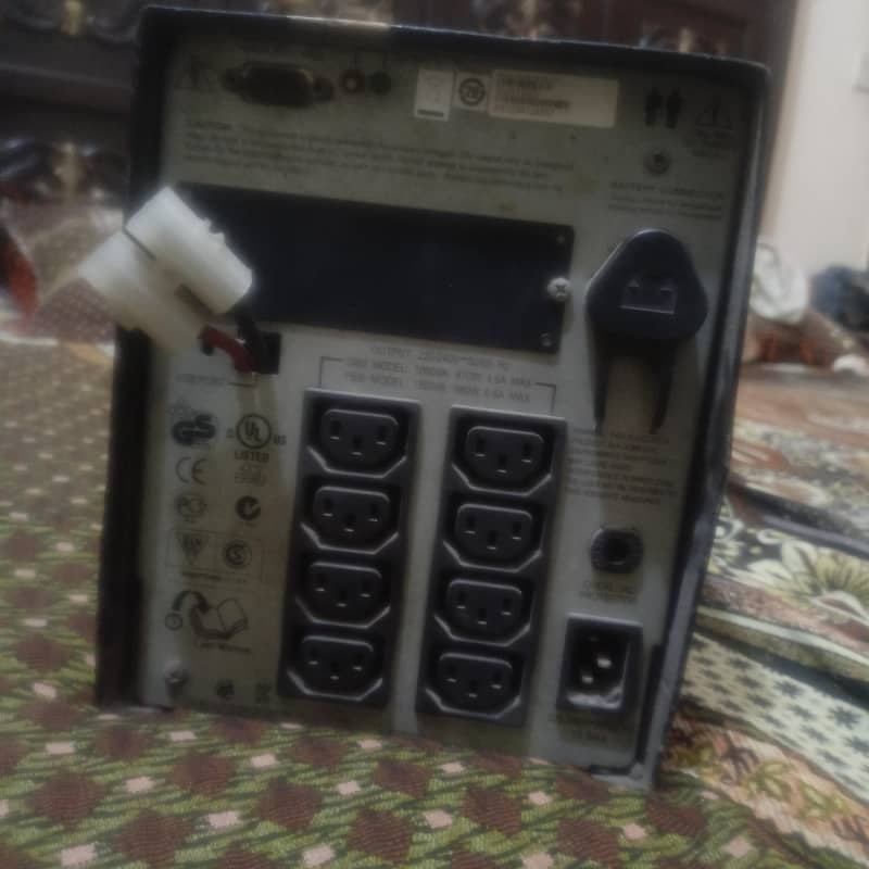 Apc Ups 2