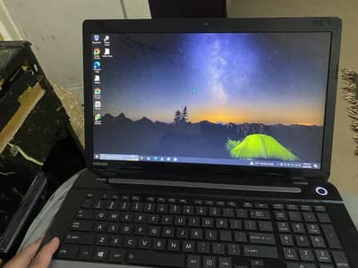 Toshiba Laptop IN excellent Candition