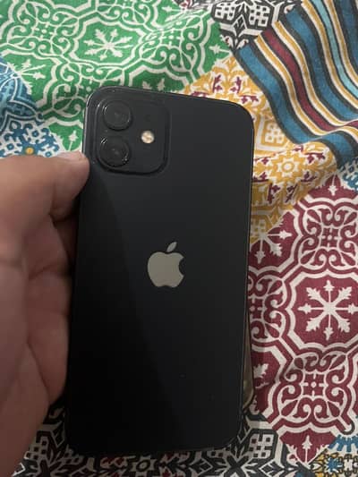 Apple iPhone 12