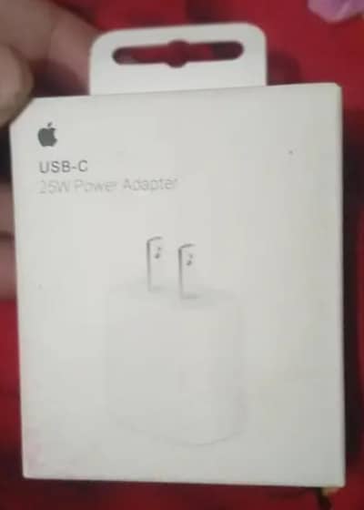 25 wart charger orignal iphone charger