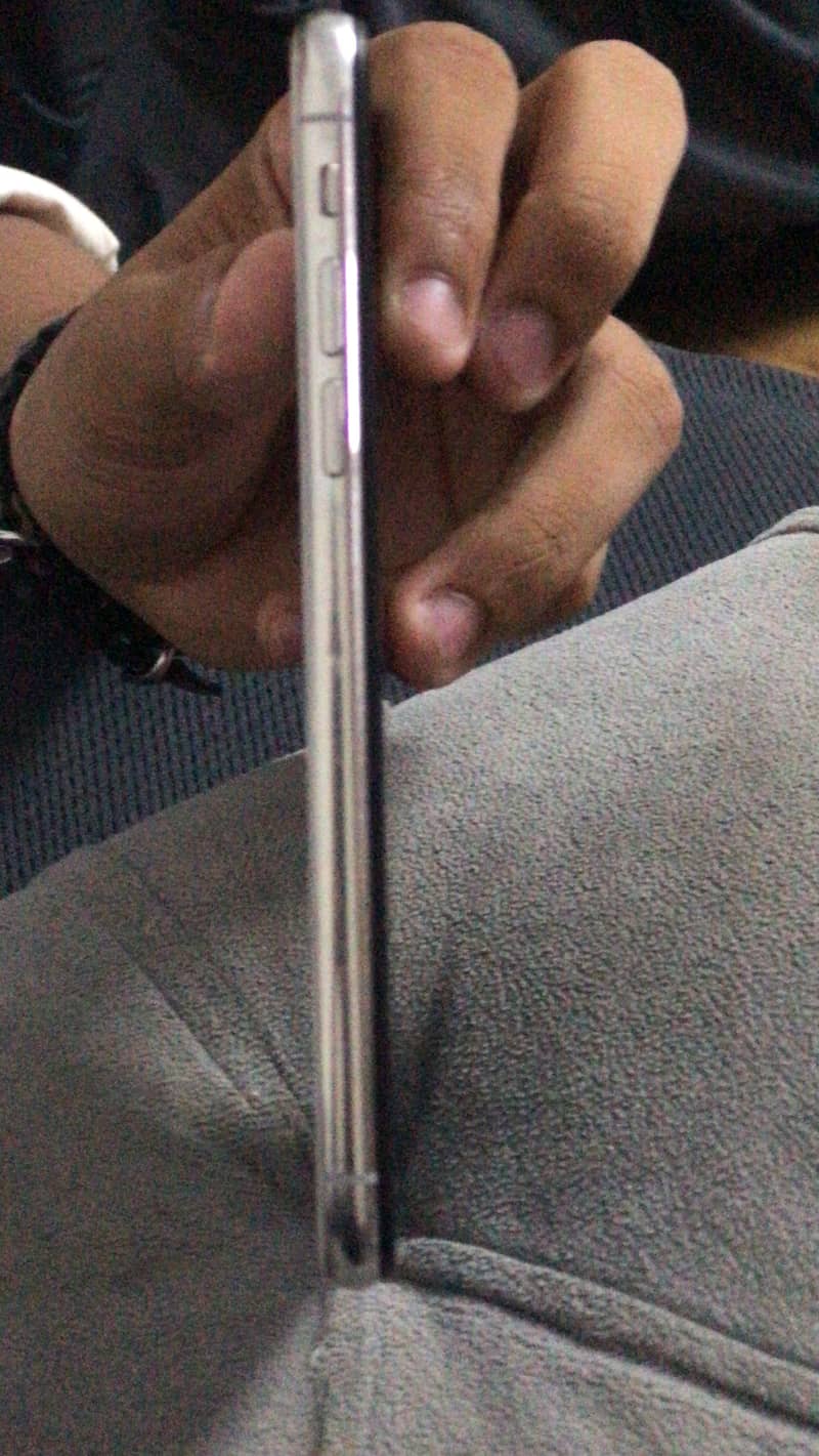 Apple iPhone X 2