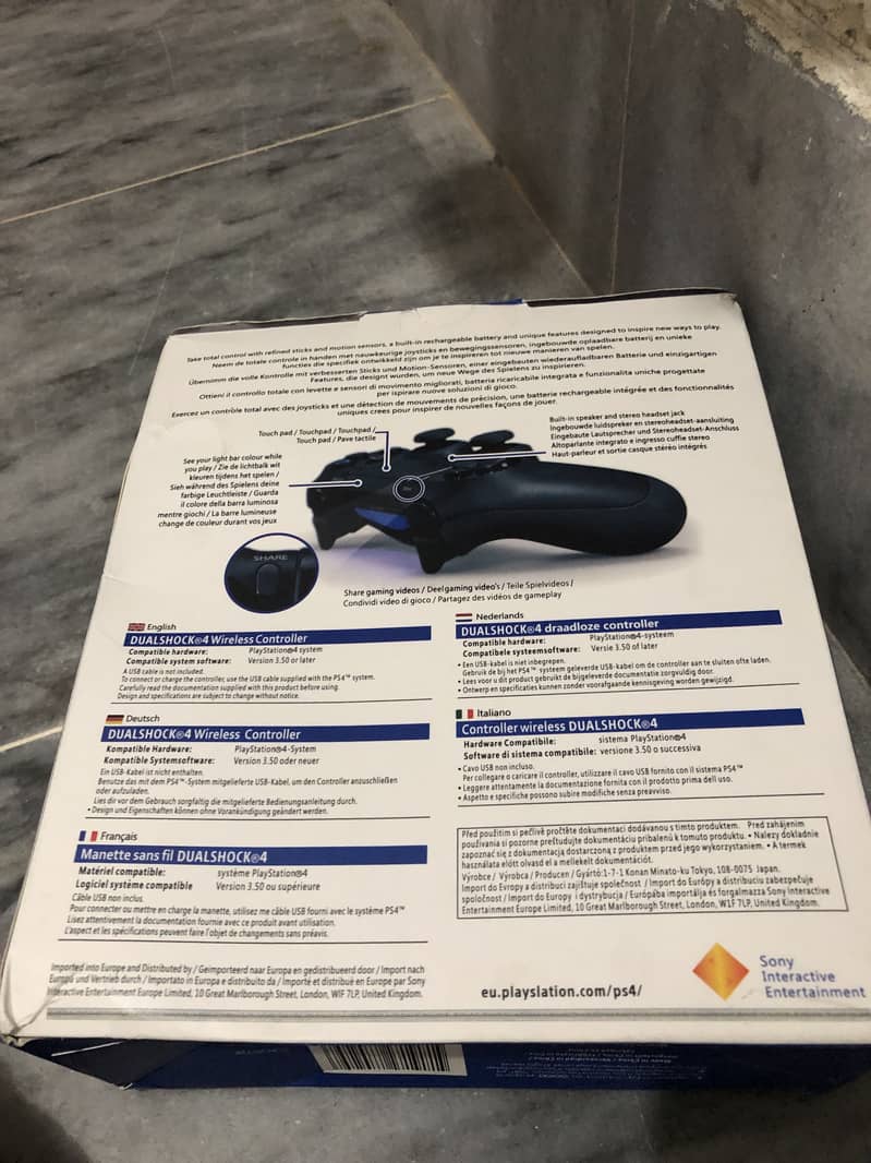 PS4 Controller 1