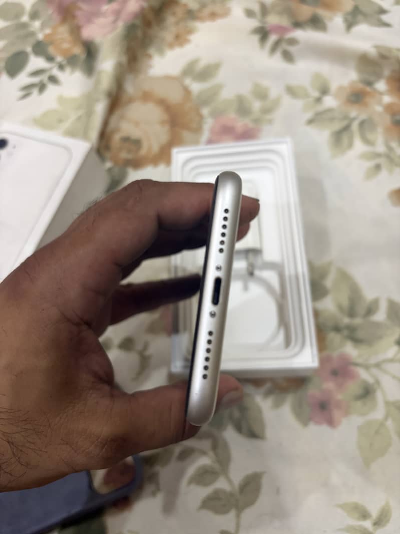 Apple iPhone 11 1