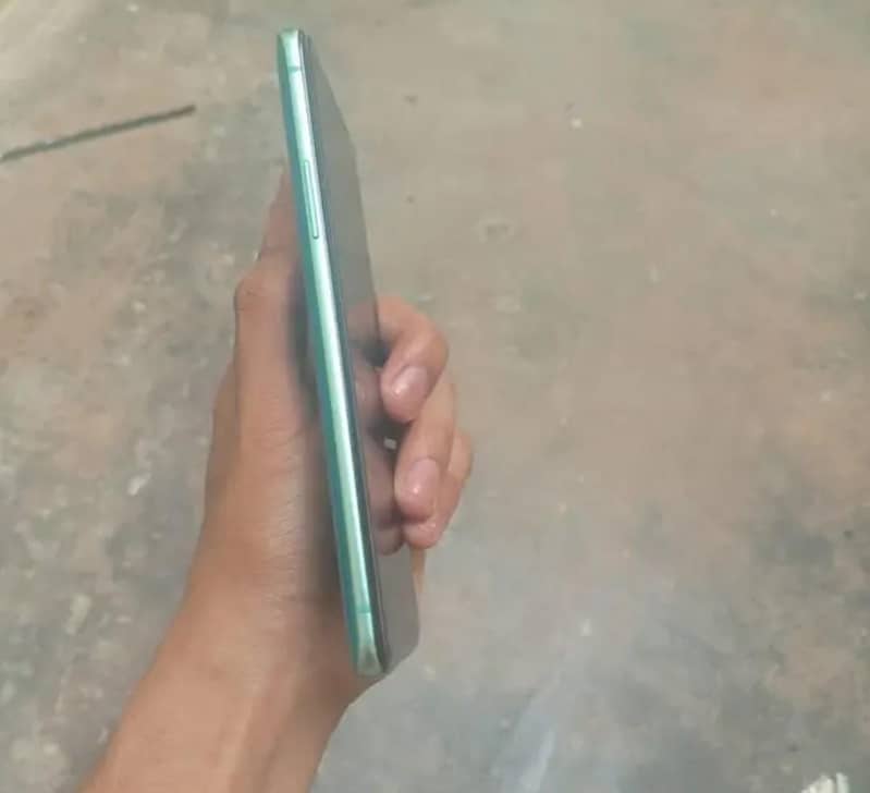 one plus 8T 2