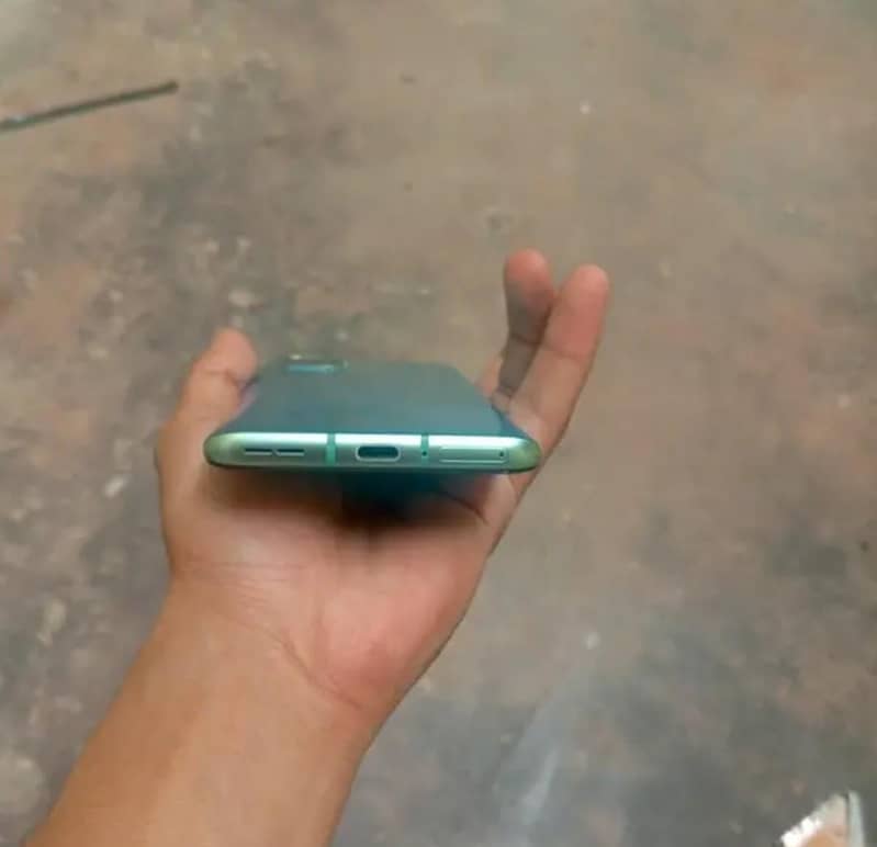 one plus 8T 3
