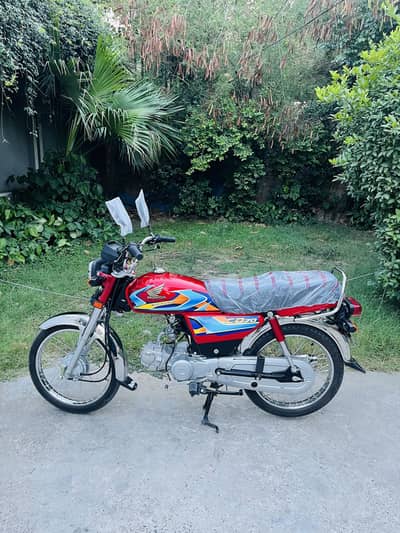 Honda CD 70 2026 model 10/10 condition brand newbike just 3000km drive