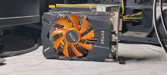 NVIDA Zotac GTX650 synergic edition 2gb 128bit