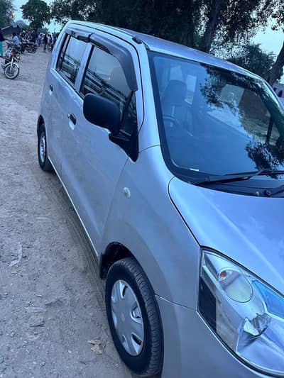 Suzuki Wagon R 2015