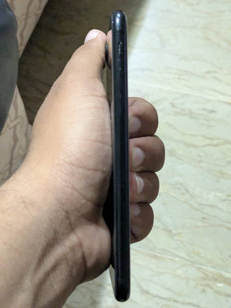 Apple iPhone SE 1