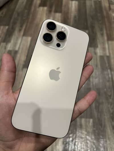 Apple iPhone 16 Pro Max