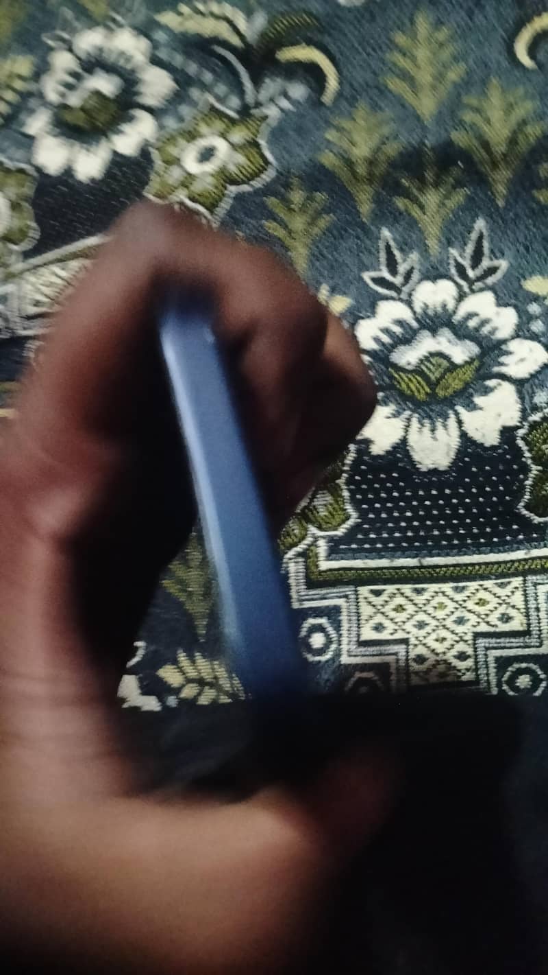 iPhone 12 1