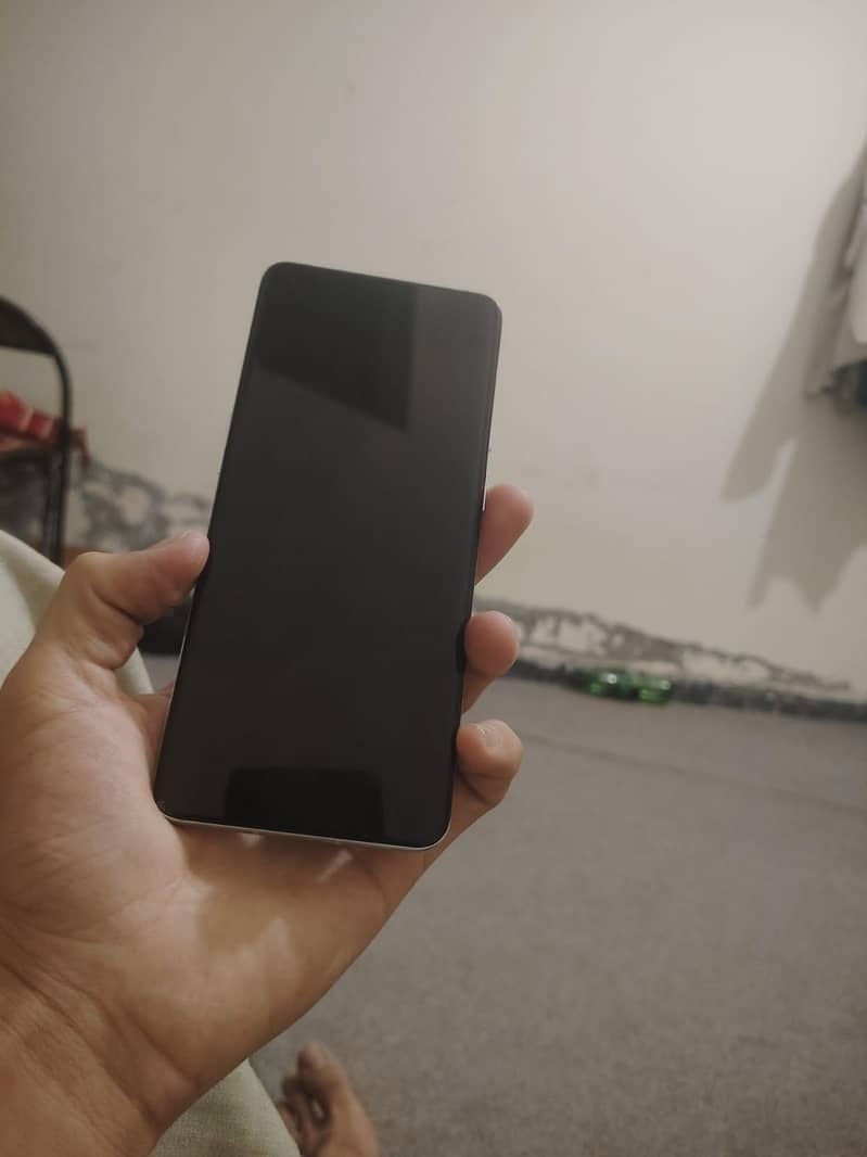 One Plus 9 Pro 0