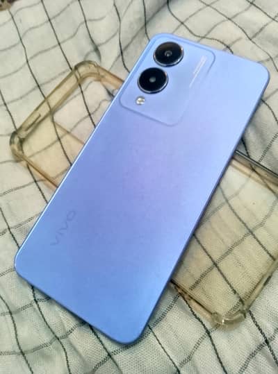 Vivo Y17s