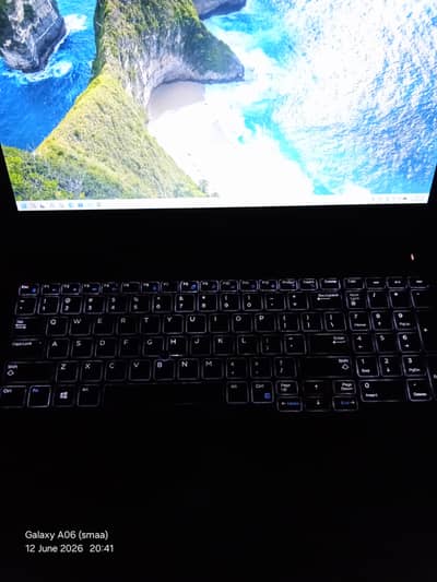 DELL LATITUDE E5570 ci5 6TH GEN 4GB DDR4 128 M. 2 5HOURS BATTERY 9/10 C