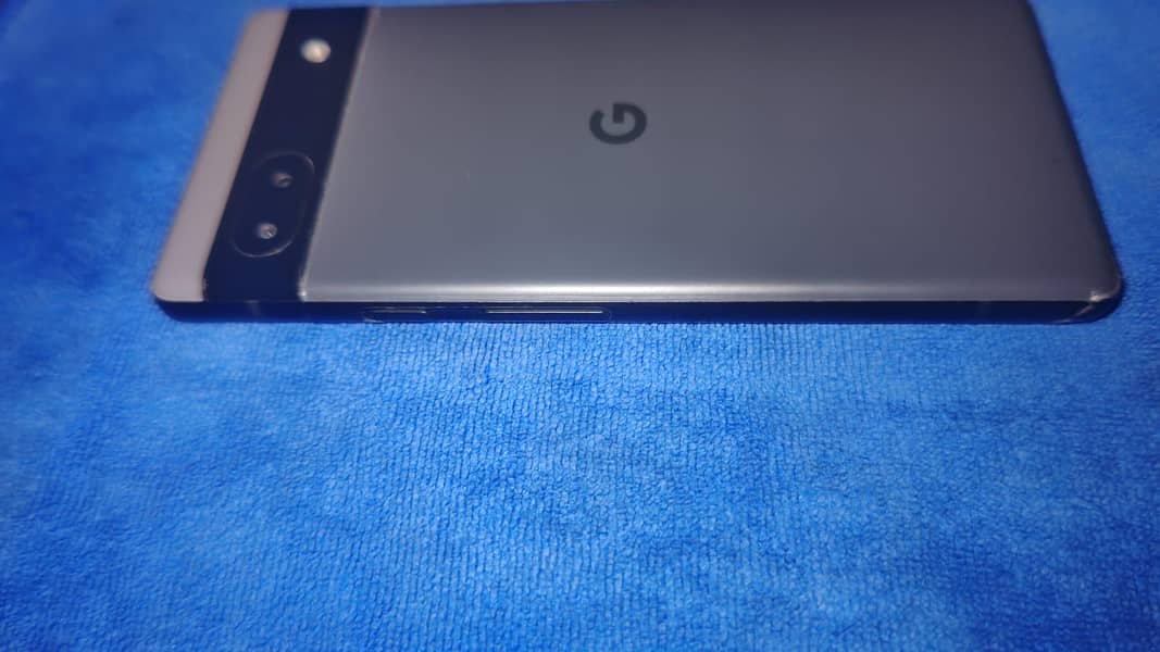Google Pixel 6a 4