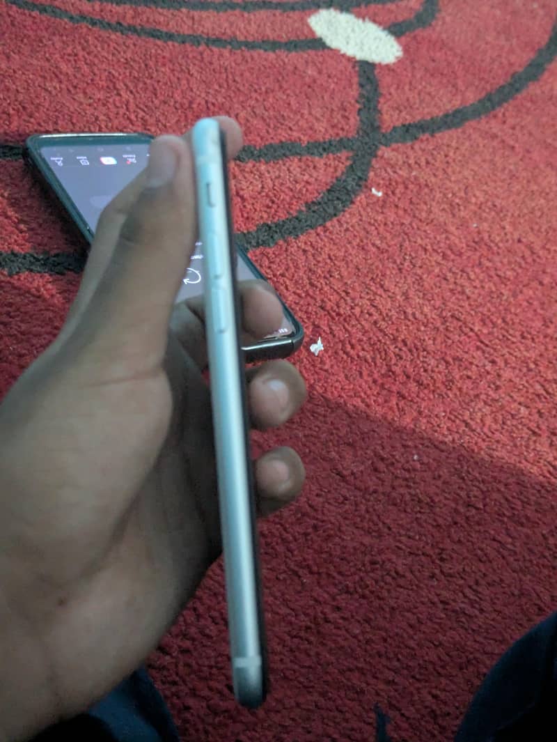 Apple iPhone SE 2